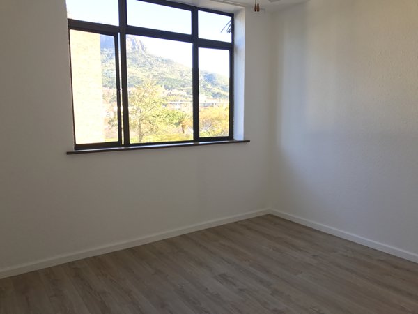 To Let 1 Bedroom Property for Rent in Rondebosch Western Cape